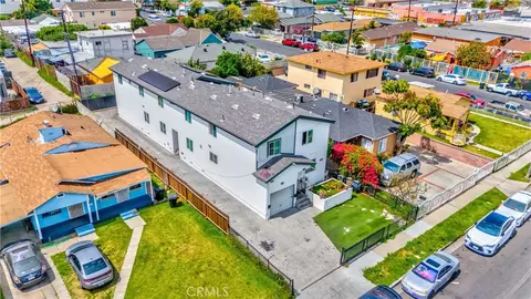 8711 Mckinley Pl, Los Angeles, CA 90002