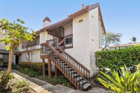 102 Kauai Ln, Placentia, CA 92870