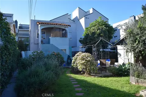 Exterior - 1900 E 6th, Long Beach, CA 90802 photo 9 of 17