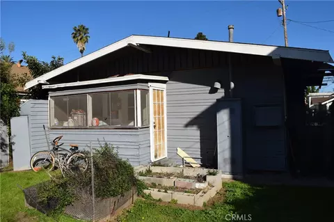 Exterior - 1900 E 6th, Long Beach, CA 90802 photo 6 of 17