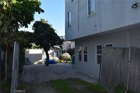 Exterior - 1900 E 6th, Long Beach, CA 90802 photo 14 of 17