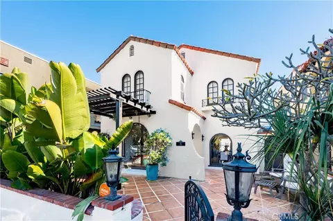 34 Ximeno Ave, Long Beach, CA 90803