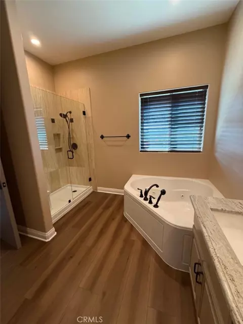 Bath - 3000 Galaxie Hts, Riverside, CA 92507 photo 6 of 6