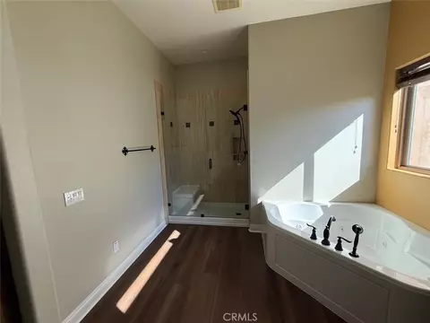 Bath - 3000 Galaxie Hts, Riverside, CA 92507 photo 1 of 6