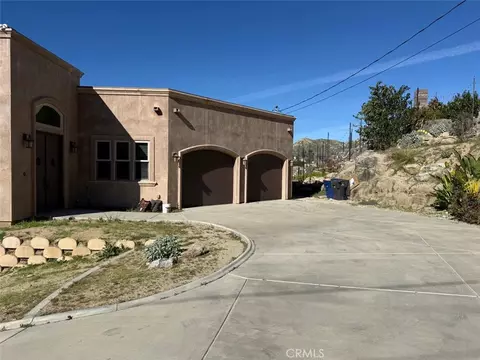 Exterior - 3000 Galaxie Hts, Riverside, CA 92507 photo 4 of 16