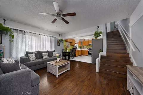643 Elm Ave, Long Beach, CA 90802