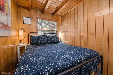 Bedroom - 42955 Encino, Big Bear Lake, CA 92315 photo 1 of 2