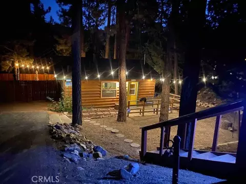 Exterior - 42955 Encino, Big Bear Lake, CA 92315 photo 2 of 7