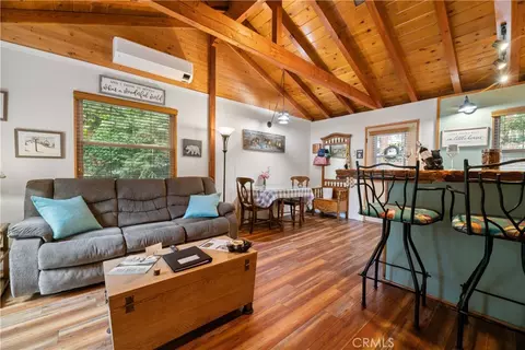 Living - 42955 Encino, Big Bear Lake, CA 92315 photo 2 of 4