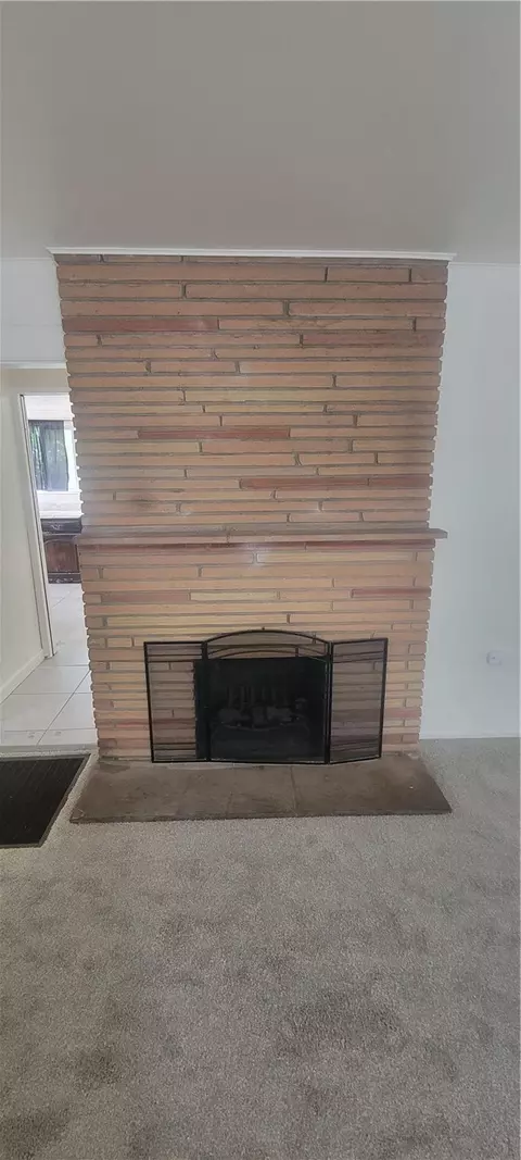 Living - 411 E 8th, Long Beach, CA 90813 photo 4 of 4
