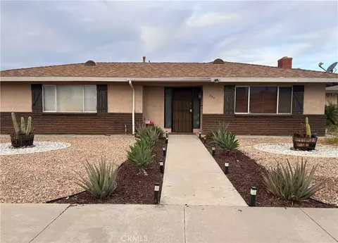 889 Cardona Pl, Hemet, CA 92543