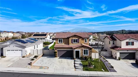 14216 Tuscany Pl, Beaumont, CA 92223