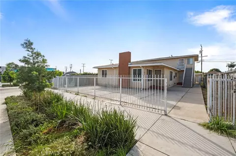 11825 S Vermont Ave, Los Angeles, CA 90044