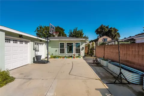 151 S Parker St, Orange, CA 92868