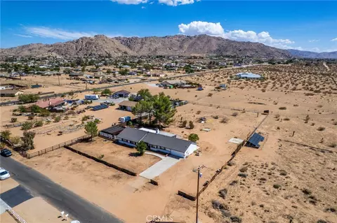 View/Area - 16433 Ocotilla Rd, Apple Valley, CA 92307 photo 6 of 9
