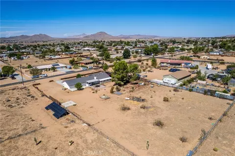 View/Area - 16433 Ocotilla Rd, Apple Valley, CA 92307 photo 4 of 9