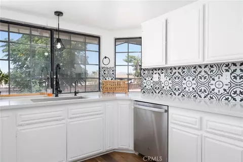 Kitchen - 16433 Ocotilla Rd, Apple Valley, CA 92307 photo 1 of 3