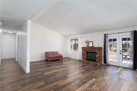 Living - 16433 Ocotilla Rd, Apple Valley, CA 92307 photo 2 of 4