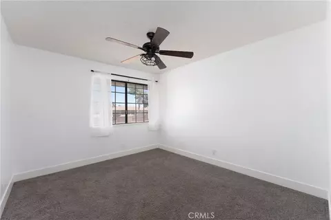 Bedroom - 16433 Ocotilla Rd, Apple Valley, CA 92307 photo 4 of 5