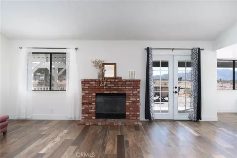 Living - 16433 Ocotilla Rd, Apple Valley, CA 92307 photo 1 of 4