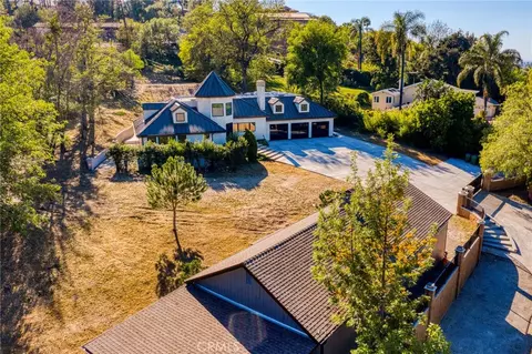10533 Morada, Orange, CA 92869 photo 3