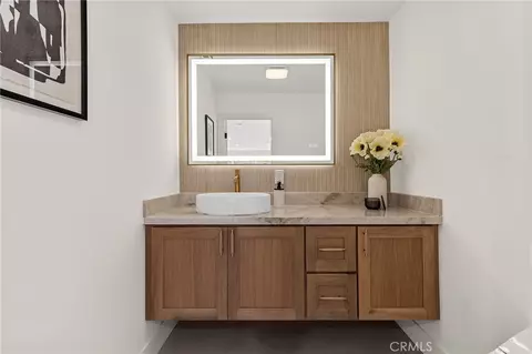 Bath - 10533 Morada, Orange, CA 92869 photo 8 of 11
