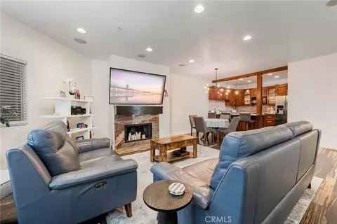 16912 Sims Ln #103, Huntington Beach, CA 92649