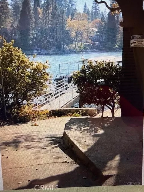 27772 W Shore Rd, Lake Arrowhead, CA 92352