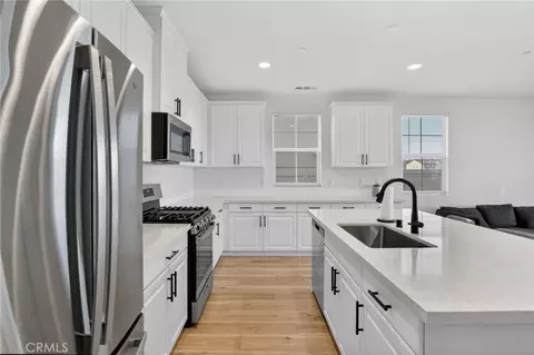 Kitchen - 2125 E Jackman, Lancaster, CA 93535 photo 1 of 5