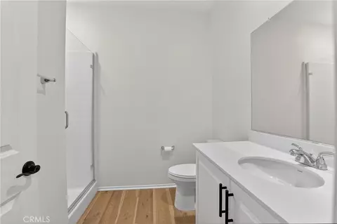 Bath - 2125 E Jackman, Lancaster, CA 93535 photo 1 of 1