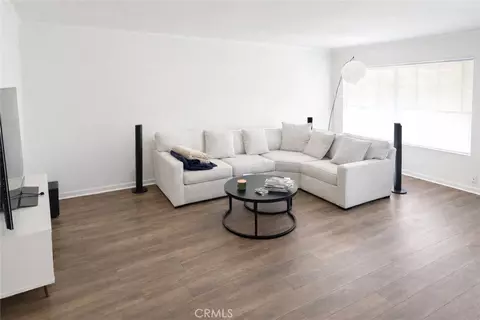 300 E Chestnut, Santa Ana, CA 92701