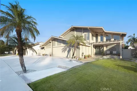 2244 W Beverly Dr, Orange, CA 92868