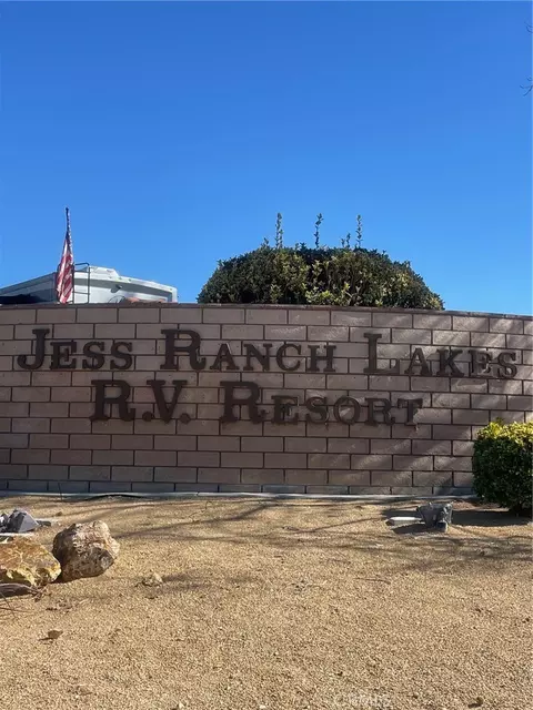 19355 Tournament Ln, Apple Valley, CA 92308