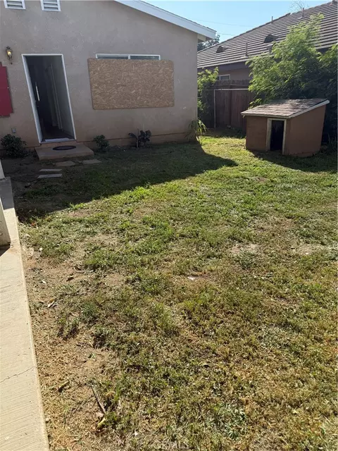 Exterior - 2315 11th St, Riverside, CA 92507 photo 3 of 3