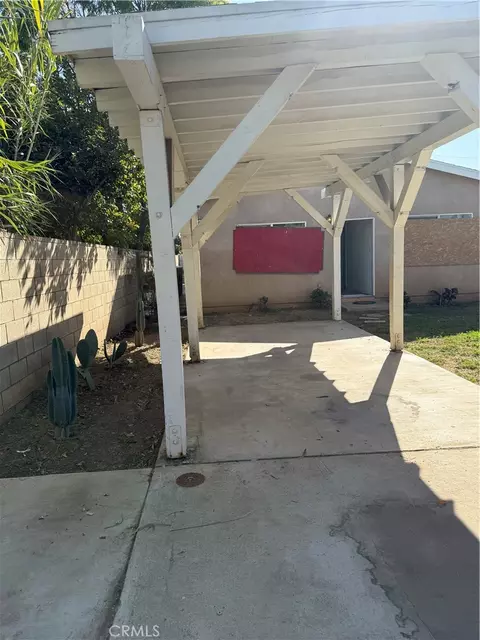 Exterior - 2315 11th St, Riverside, CA 92507 photo 2 of 3