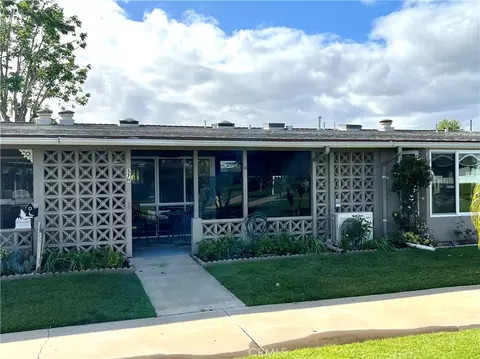 1400 Mayfield Rd M6-57h, Seal Beach, CA 90740