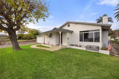 1061 N Euclid St, La Habra, CA 90631