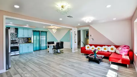 Entry Way - 12124 Lester Ct, Chino, CA 91710 photo 3 of 10