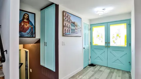 Entry Way - 12124 Lester Ct, Chino, CA 91710 photo 4 of 10