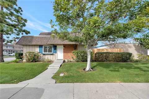 4305 Larwin St, Cypress, CA 90630
