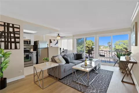 2030 S Cabrillo Ave #206, San Pedro, CA 90731
