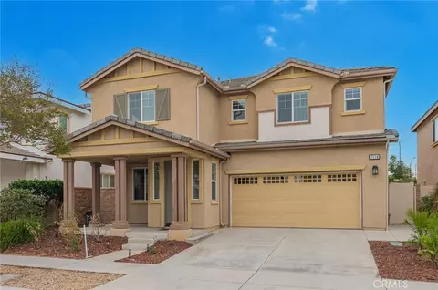 7114 Beckett Fld, Eastvale, CA 92880