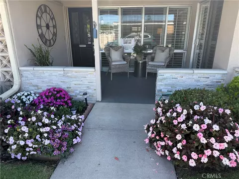 1660 Tam Oshanter 14-5d, Seal Beach, CA 90740
