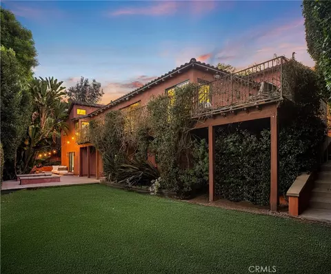 3310 Bennett Dr, Los Angeles, CA 90068