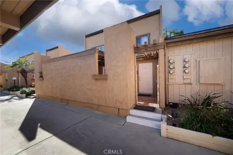 2700 Brea #13, Fullerton, CA 92835