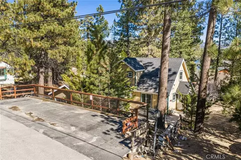 Exterior - 547 Chipmunk, Big Bear Lake, CA 92315 photo 5 of 8