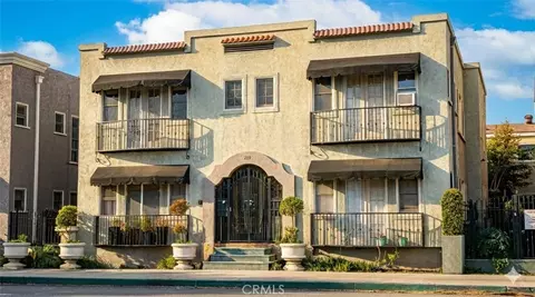 219 Redondo Ave, Long Beach, CA 90803