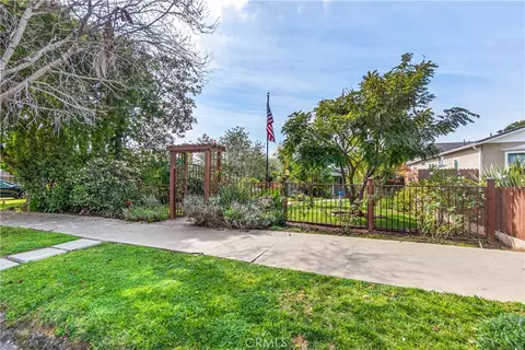 3591 Grand Vw, Los Angeles, CA 90066