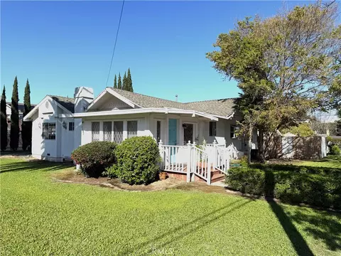 4202 Locust, Long Beach, CA 90807