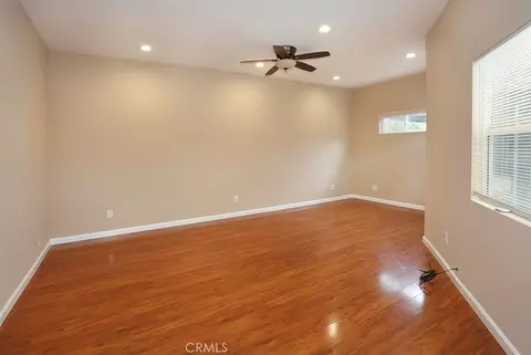 Living - 6449 Lemon Ave, Long Beach, CA 90805 photo 8 of 8